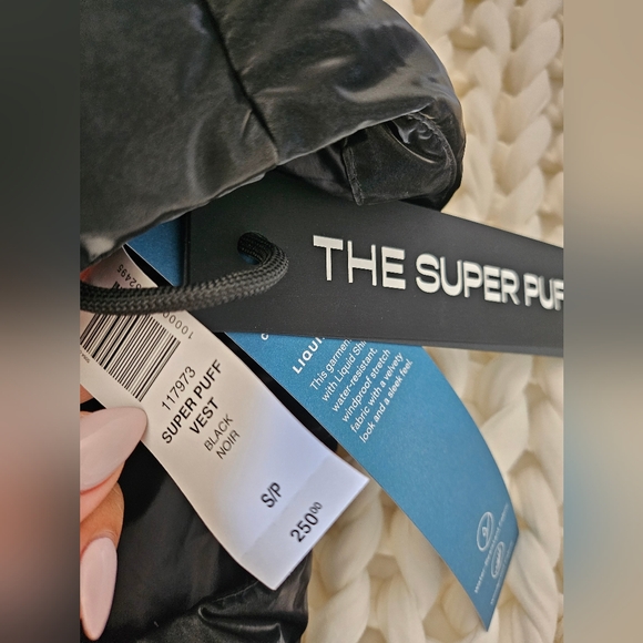 Aritzia The Super Puff™ Vest - Hi-Gloss - Picture 3 of 5